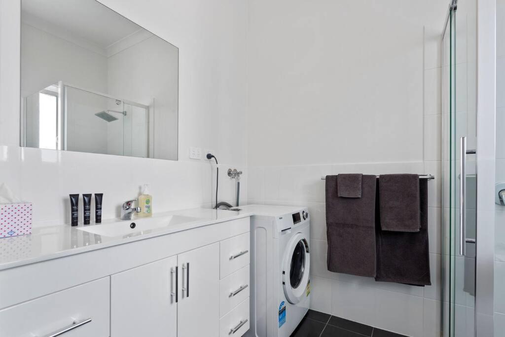 Port Lincoln Shark Apartment 6 Eksteriør billede