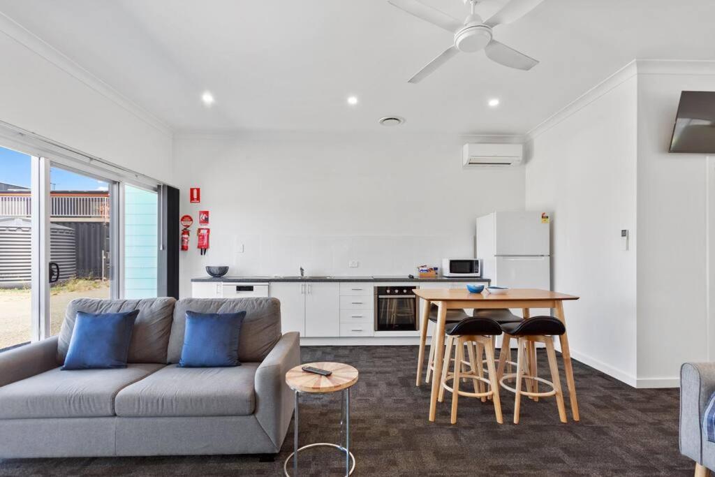 Port Lincoln Shark Apartment 6 Eksteriør billede
